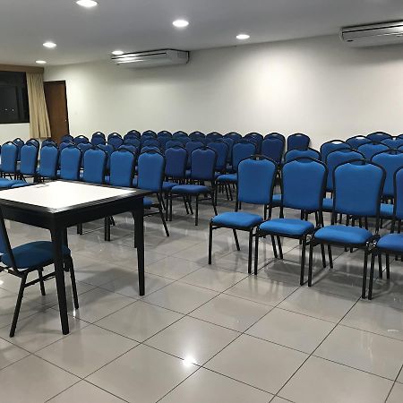 Serema Palace Hotel Lavras Kültér fotó