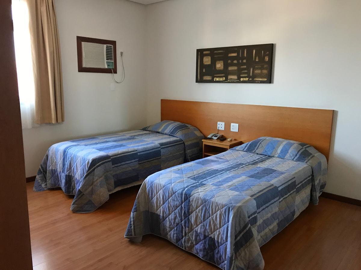 Serema Palace Hotel Lavras Kültér fotó