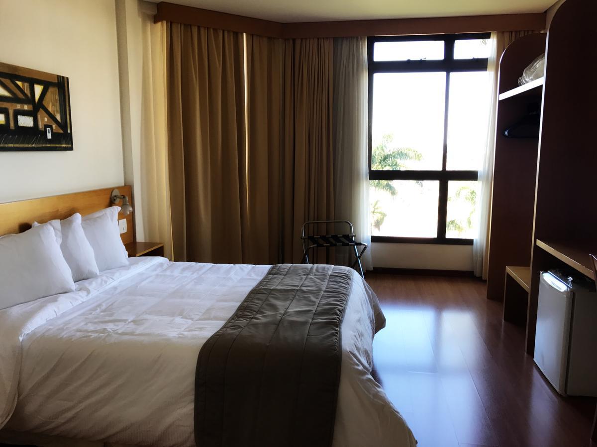 Serema Palace Hotel Lavras Kültér fotó